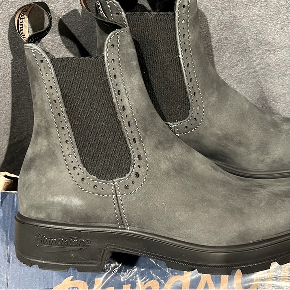 Blundstone Women’s High Top Boots Rustic Black Size 6.5 US - Picture 3 of 17